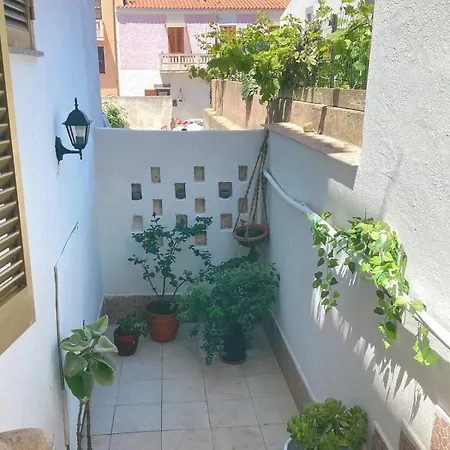 Daire Casa Madreperla A 300 M Dalla Rena Bianca